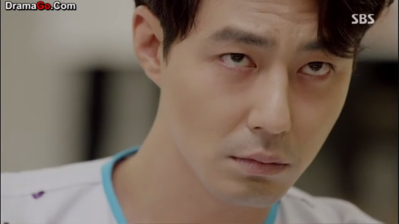 jo insung acts as schizophrenic patient